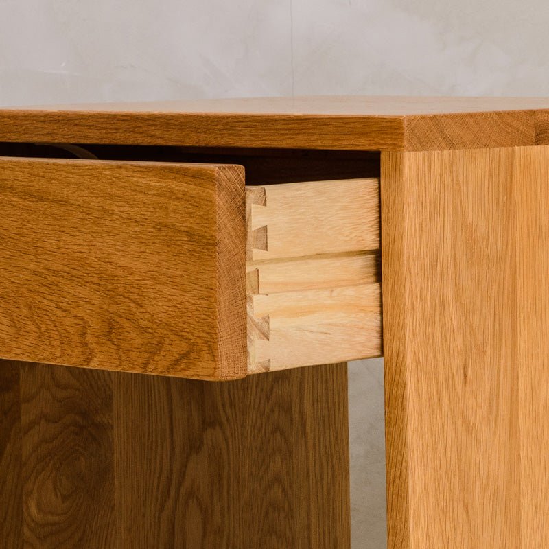 香港實木床頭櫃